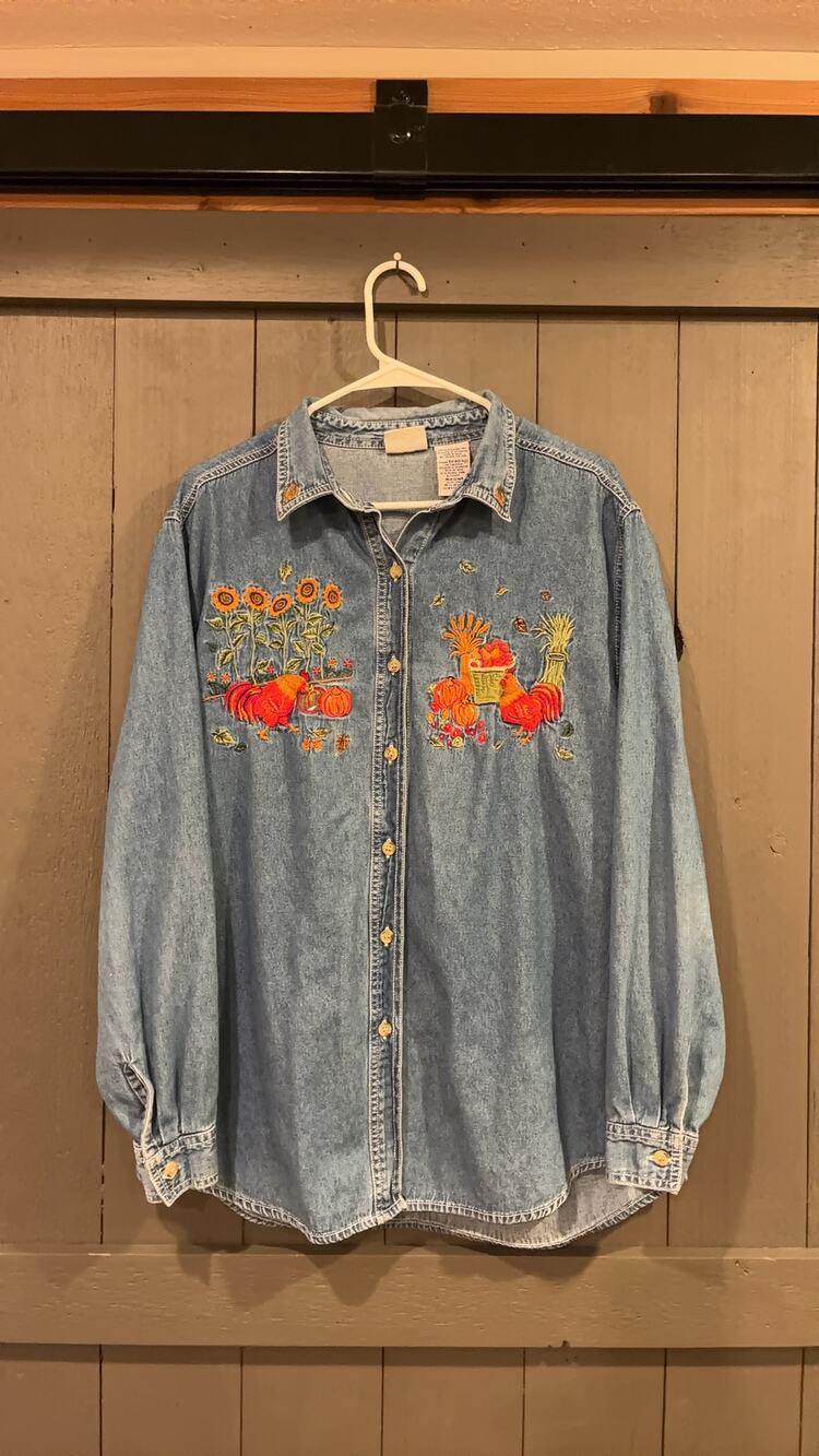 Bobbie Brooks Women's Denim Shirt XL Cotton Embroidered Harvest Rustic Blue